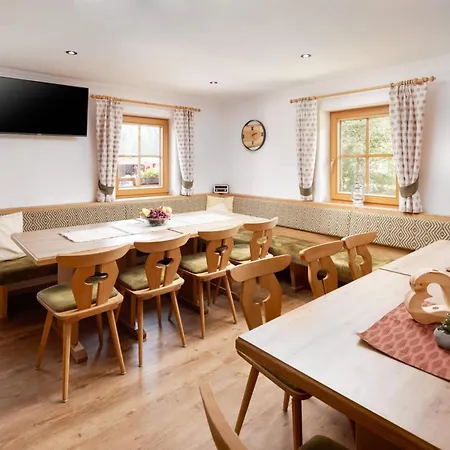 Althaushof Apartamento *